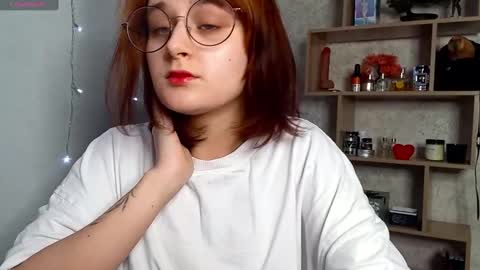 Snapshot of sonya_mikki chatting on 02-28-25, 11:23 Sonya online show from 02-28-25, 11:23