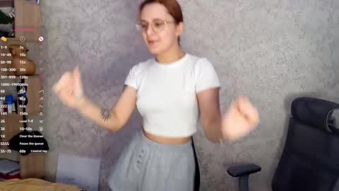 Snapshot of sonya_mikki chatting on 03-10-25, 02:28 Sonya online show from 03-10-25, 02:28