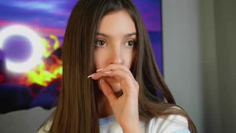 Eva 3 online show from 11-24-25, 11:32