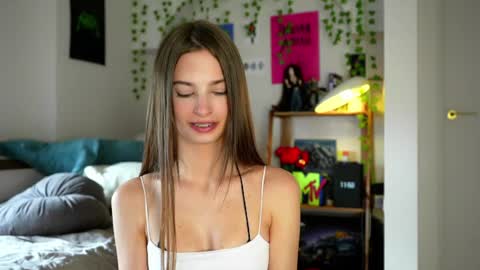 Snapshot of sonyaericsson chatting on 07-13-26, 08:50 Eva 3 online show from 07-13-26, 08:50