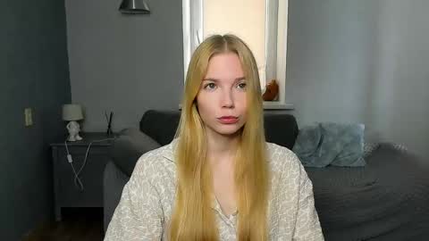 Sofia online show from 04-25-26, 06:16