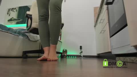 SonyaParadise online show from 01-31-25, 12:17