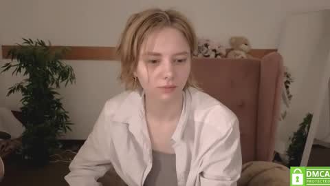 Litta online show from 03-18-26, 01:09