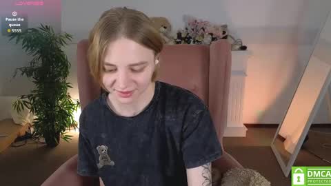 Litta online show from 05-27-26, 01:02