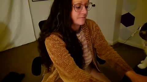 soothingnsweet online show from 12-21-24, 02:37