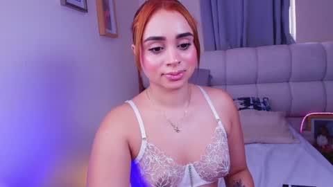 Snapshot of soph1a_roy chatting on 05-05-26, 02:25 Sophia Roy online show from 05-05-26, 02:25