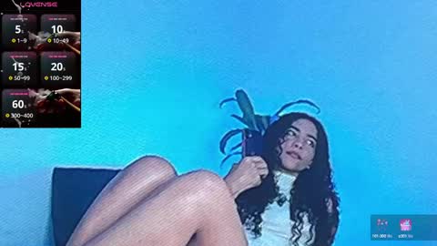 Snapshot of sophi_baby chatting on 03-06-25, 01:48 Sophi baby online show from 03-06-25, 01:48