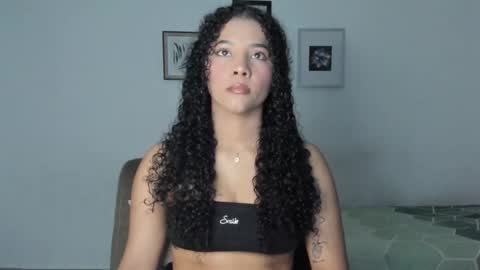 Snapshot of sophi_baby chatting on 02-16-26, 12:40 Sophi baby online show from 02-16-26, 12:40