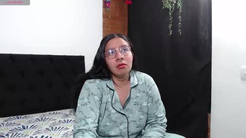  Sophia  online show from 02-21-25, 04:07