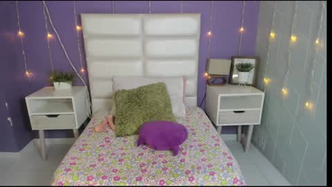 Sophia online show from 01-29-25, 11:04