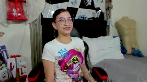 Snapshot of sophia_arevalo_ chatting on 07-01-26, 03:08 Sophia online show from 07-01-26, 03:08