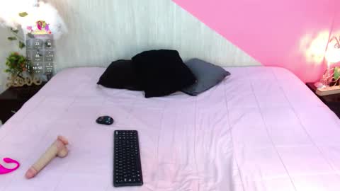 sophia_brunette21 online show from 01-11-26, 11:37