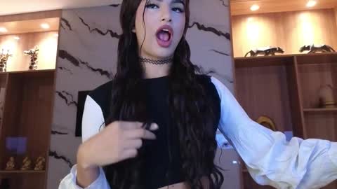 Sophia online show from 12-04-25, 09:34