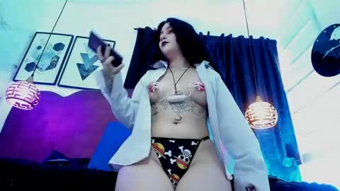 Snapshot of sophia_dk chatting on 06-25-26, 06:01 sophia hottie online show from 06-25-26, 06:01