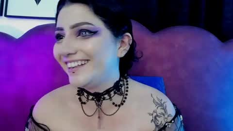 Snapshot of sophia_dk chatting on 07-08-26, 04:11 sophia hottie online show from 07-08-26, 04:11