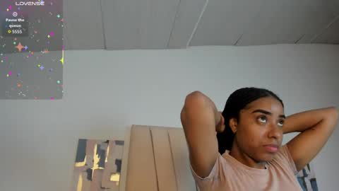 Snapshot of sophia_ebony__ chatting on 10-01-25, 12:33 Sophia online show from 10-01-25, 12:33