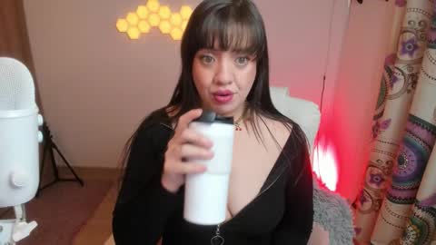 sophia_grants online show from 10-16-25, 06:03