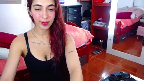 Snapshot of sophia_greey chatting on 05-01-26, 05:01 sophia_greey online show from 05-01-26, 05:01