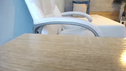 Sophia  online show from 12-31-24, 12:46