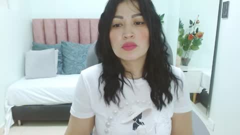 Sophia  online show from 05-05-26, 07:55