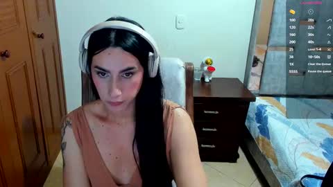 sophia CM online show from 10-09-25, 04:10