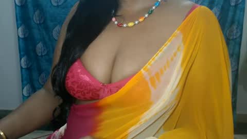 Snapshot of sophia_indian chatting on 06-13-26, 05:44 Sophia Tamil online show from 06-13-26, 05:44