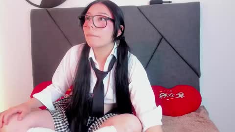 Snapshot of sophia_lagos chatting on 11-13-25, 09:14 . SOPHIE . online show from 11-13-25, 09:14