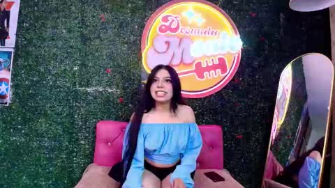 Snapshot of sophia_lagos chatting on 11-22-25, 01:10 . SOPHIE . online show from 11-22-25, 01:10