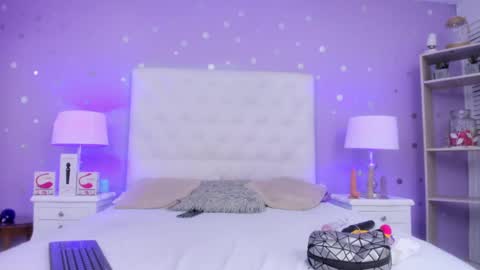 Snapshot of sophia_models chatting on 03-04-25, 07:32 Sophia online show from 03-04-25, 07:32