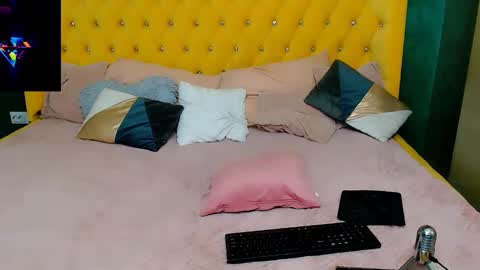 Snapshot of sophia_smith4146 chatting on 02-23-25, 06:17 sophia smith4146 online show from 02-23-25, 06:17