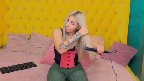 Snapshot of sophia_smith4146 chatting on 11-10-25, 08:46 sophia smith4146 online show from 11-10-25, 08:46