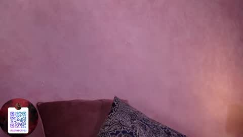 Snapshot of sophia_wilsonn_ chatting on 07-15-26, 01:27 Sofi online show from 07-15-26, 01:27