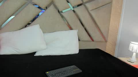 Sophia Paris online show from 04-01-26, 03:07