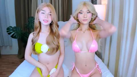 Snapshot of sophiaarmani chatting on 02-17-25, 10:18 sophiaarmani online show from 02-17-25, 10:18