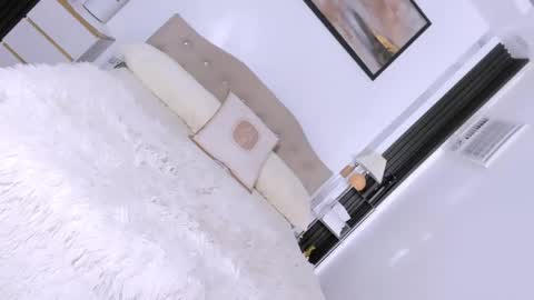 Snapshot of sophiaarmani chatting on 05-27-26, 11:07 sophiaarmani online show from 05-27-26, 11:07