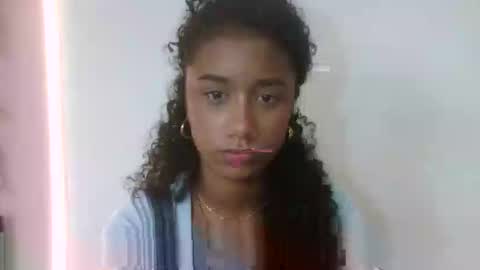 Sophia online show from 02-06-26, 09:51