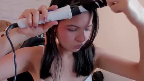 Sophia Howland online show from 03-20-26, 07:08