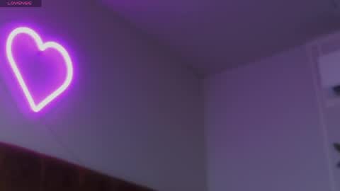 Sophia online show from 05-13-26, 07:11
