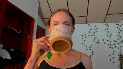 Snapshot of sophiamiller6 chatting on 03-03-26, 01:50 sophiamiller6 online show from 03-03-26, 01:50