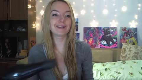 Snapshot of sophiasonata chatting on 12-03-24, 11:22 SophiaSonata online show from 12-03-24, 11:22