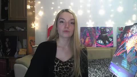 Snapshot of sophiasonata chatting on 12-14-24, 05:51 SophiaSonata online show from 12-14-24, 05:51
