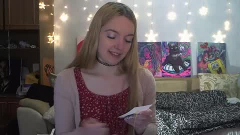 Snapshot of sophiasonata chatting on 12-23-24, 01:18 SophiaSonata online show from 12-23-24, 01:18