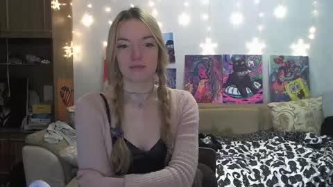 Snapshot of sophiasonata chatting on 01-01-25, 03:02 SophiaSonata online show from 01-01-25, 03:02