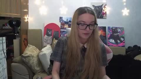 Snapshot of sophiasonata chatting on 09-11-25, 08:20 SophiaSonata online show from 09-11-25, 08:20