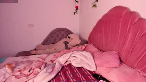 Clara sophia online show from 10-03-25, 09:34