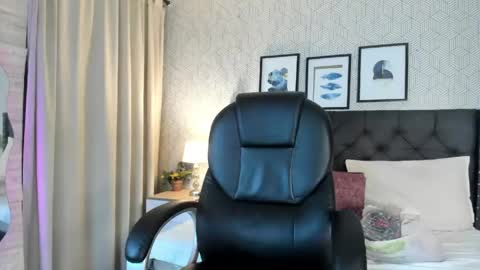sophie__blare online show from 06-01-26, 07:04
