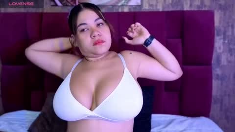 Snapshot of sophie__blare chatting on 06-05-26, 03:51 sophie__blare online show from 06-05-26, 03:51