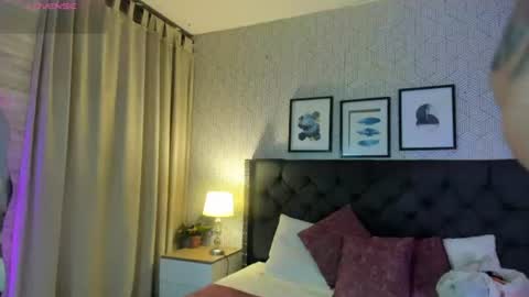 Snapshot of sophie__blare chatting on 07-11-26, 05:15 sophie__blare online show from 07-11-26, 05:15