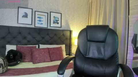 Snapshot of sophie__blare chatting on 07-17-26, 06:57 sophie__blare online show from 07-17-26, 06:57