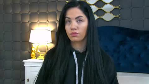 sophie__hill online show from 01-09-26, 05:32